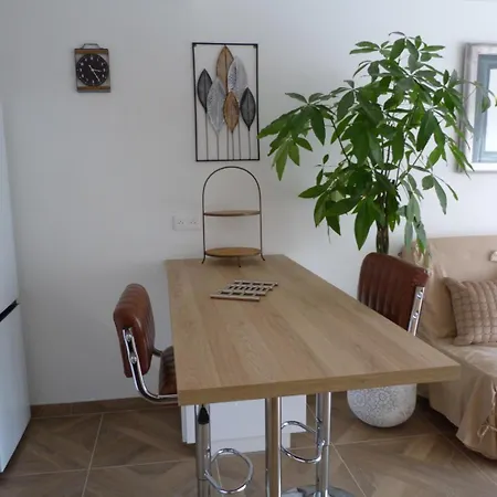 Le Patricia * Μεντόν